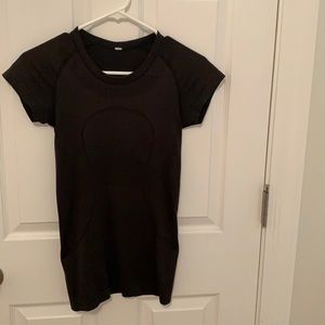 Black lululemon short sleeve shirt